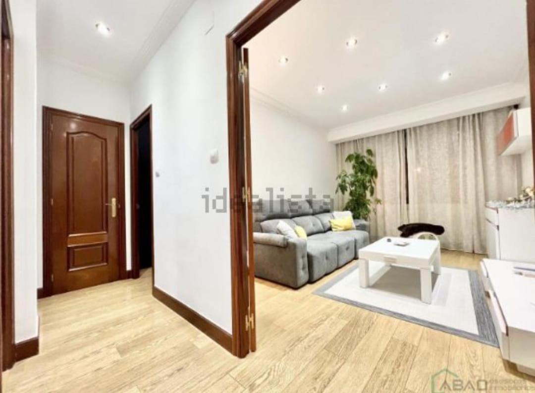 Santuchu Apartamento Elegante Con Wifi Bilbao Luaran gambar